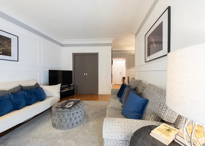 Apartment Germanico Charming Maison Rom